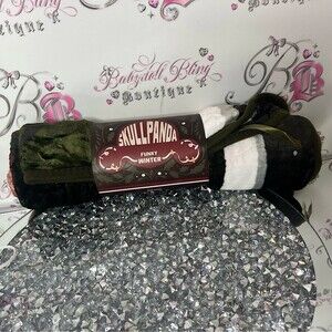 Skull Panda Funky Winter Blanket brand new soft fleece pop mart limited edition